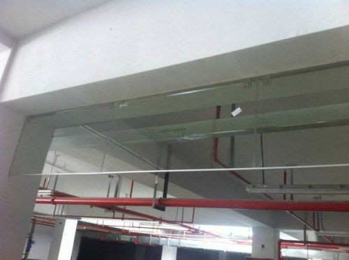 電動擋煙垂壁安裝公司向大家介紹電動擋煙垂壁設(shè)置規(guī)范要求